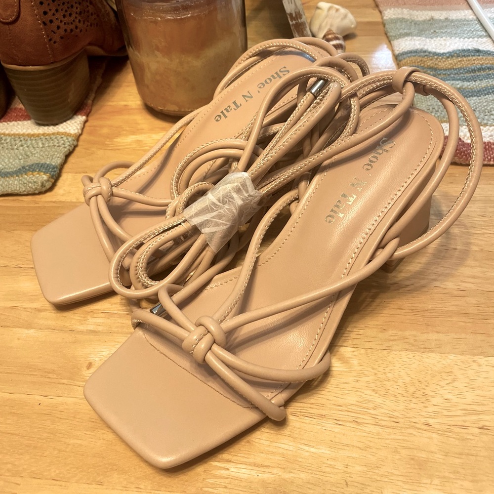 Brand new from Amazon beige tie up heel